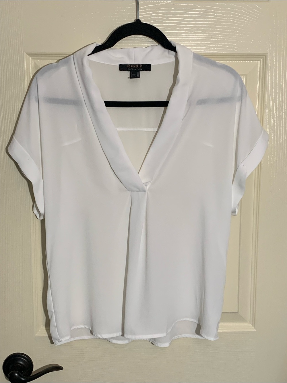 Forever 21 White V-Neck Cap Sleeve Blouse